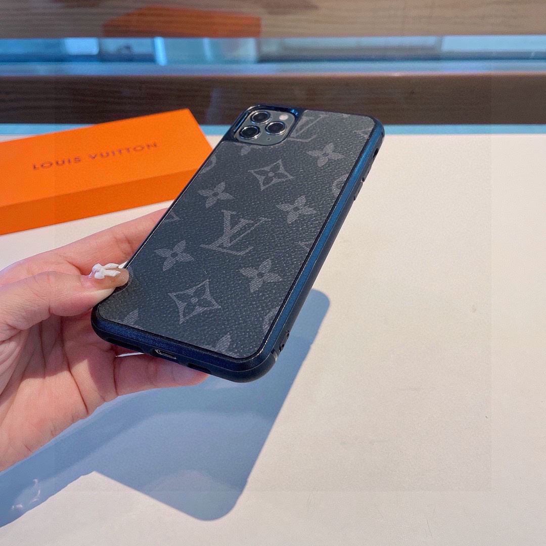 Louis Vuitton Mobile Cases